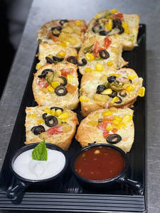 Narang Special Garlic Bread