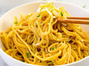 Veg Garlic Cheese Noodles