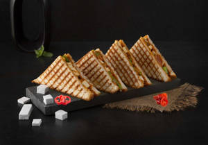 Chilli Paneer Sandwich