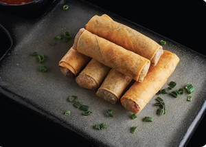 Paneer Spring Roll [3 Pcs]