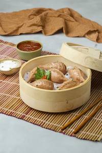 Veg Wheat Momo With Momo Chutney