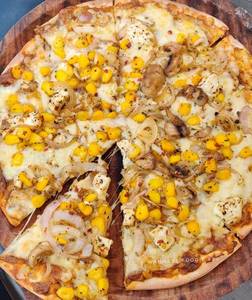 Golden Corn Pizza [8 Inches]