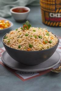 Veg Chinese Fried Rice - Half (500 ml)