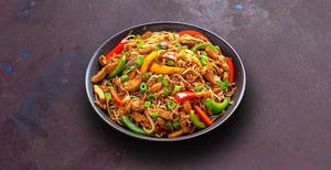 Hakka Noodles - Chicken