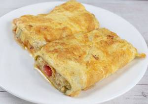 Green Cheese 2 Eggs with Buns   