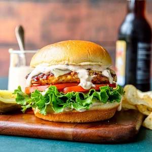 Chiplote chicken burger