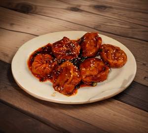 Chicken pan fried momo