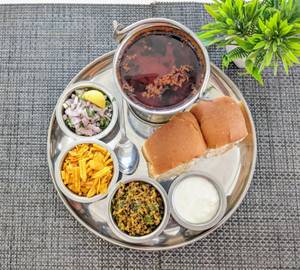 Misal Pav