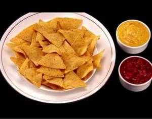Nachos - Regular (50Gm) with cheese jalepeno and salsa sauce dips