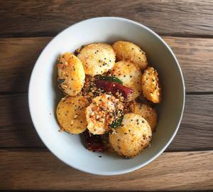 Tadka idli  [8 pieces]