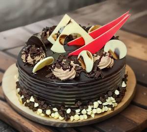 Choco Chips Cake