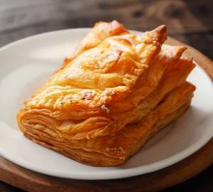 Garlic Puff