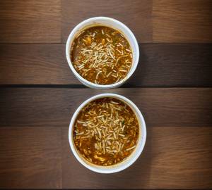 Veg hot and sour soup