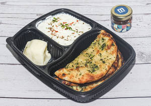 Aloo Pyaaz Paratha / 2pcs