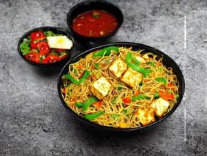 Paneer Singapore Noodles