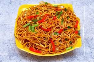 Paneer Schezwan Noodles