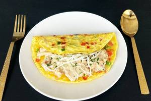 Creamy Chicken Omelette