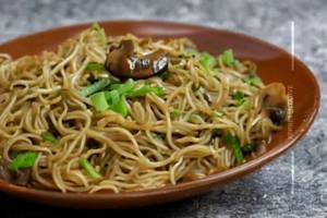 Mushroom Noodles 
