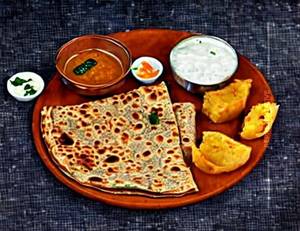 Aloo Pyaz Paneer Paratha Tawa