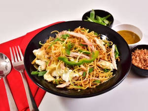 Chicken Hong Kong Noodles