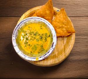 Kadhi Samosa [10 Piece]