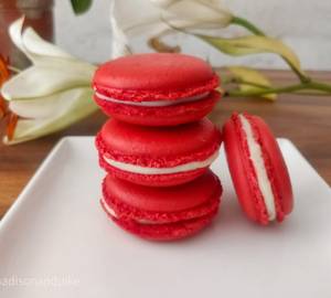 Red Velvet Macaron
