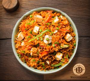 Chili garlic Paneer fried rice