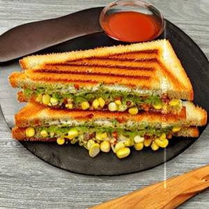 Corn & Garlic Sandwich