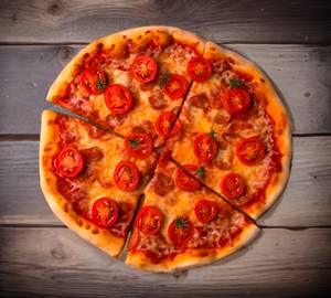 Tomato Pizza