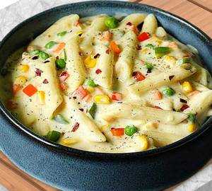 Veg white creamy pasta