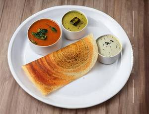 Onion Rava Masala Dosa