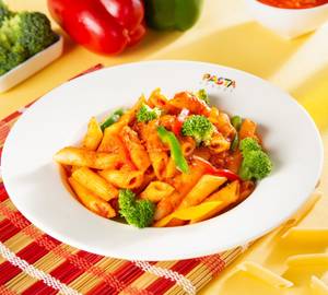 Alfredo Red Sauce Pasta