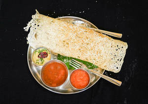 Rawa Paneer Masala Dosa