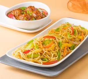 Veg Noodles With Veg Manchurian