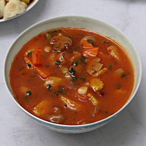 Button Mushroom With Baby Corn (gravy)