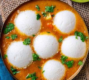 Sambar Idli (2Pc)