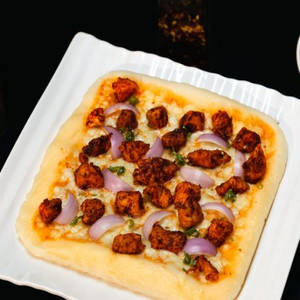 Spicy Chicken Pizza
