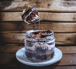 Chocolate Jar Cake