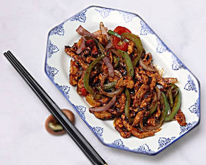 Chicken In Black Bean Sauce (semi-dry)