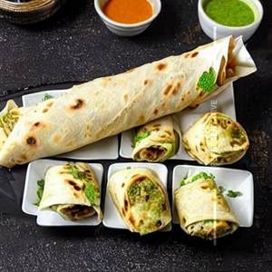 Afghani Malai Paneer Roll