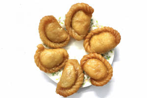 Kovva Kajjikayalu