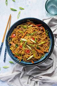 Singapori noodles