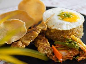 Chicken Indonesian Nasi Goreng
