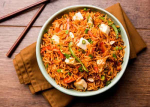 Paneer schezwan rice [triple]