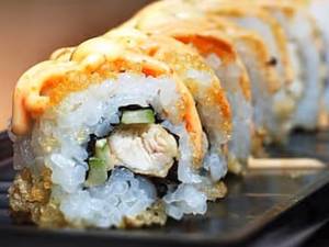 Chicken Tempura Roll (4pcs)