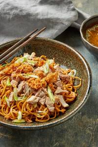 Bone Garlic Noodles  [Veg]