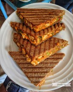 Tandoori Paneer Tikka Sandwich