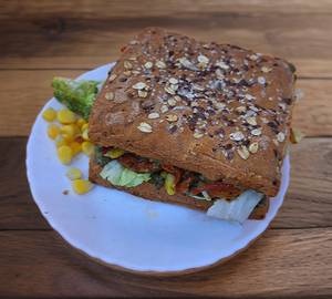Pesto Broccoli Corn Delight Sandwich