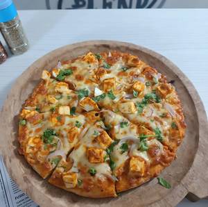 Tandoori Paneer fusion Pizza