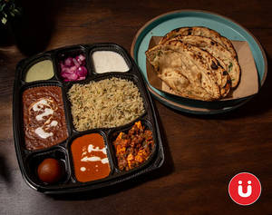 Umamii Special Veg Thali